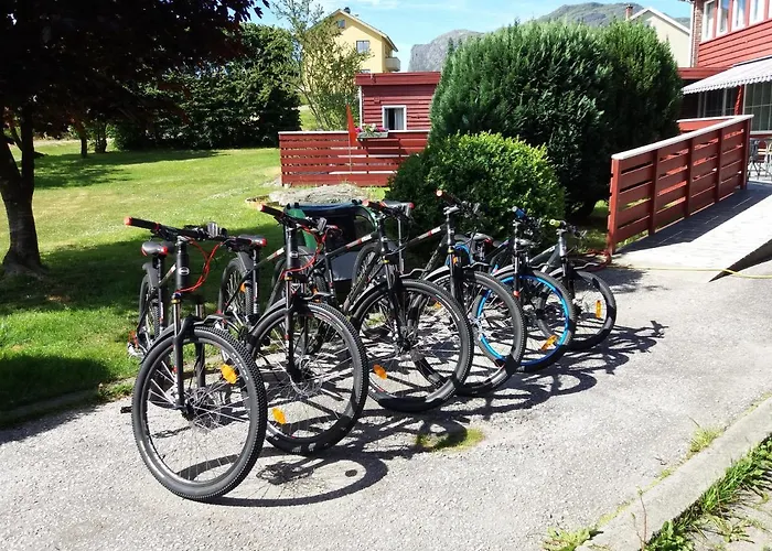 Askvoll Fjordhotell Hotel